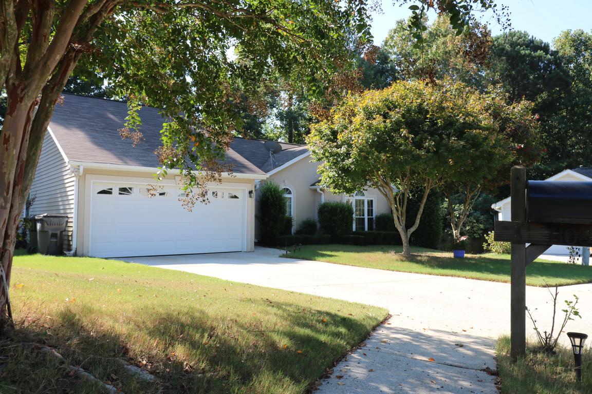 MLS#:1106VeniceCircle