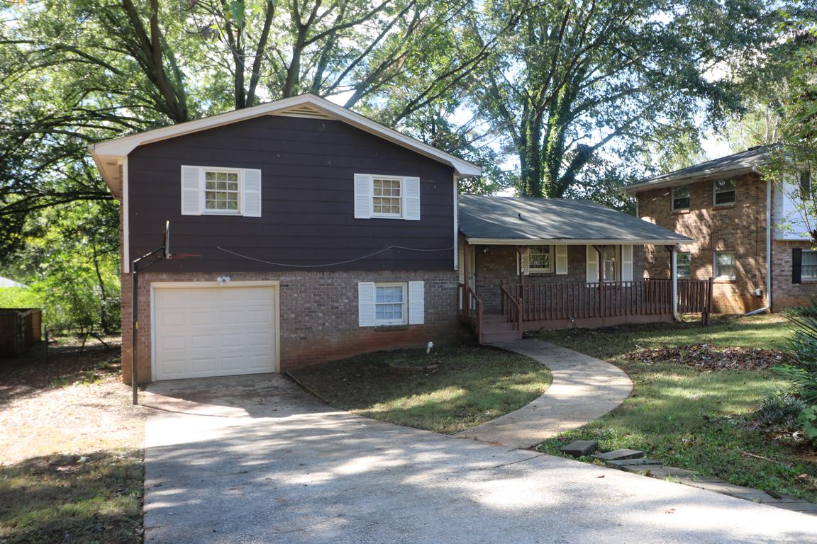 MLS#:4041EmeraldLakeDrive