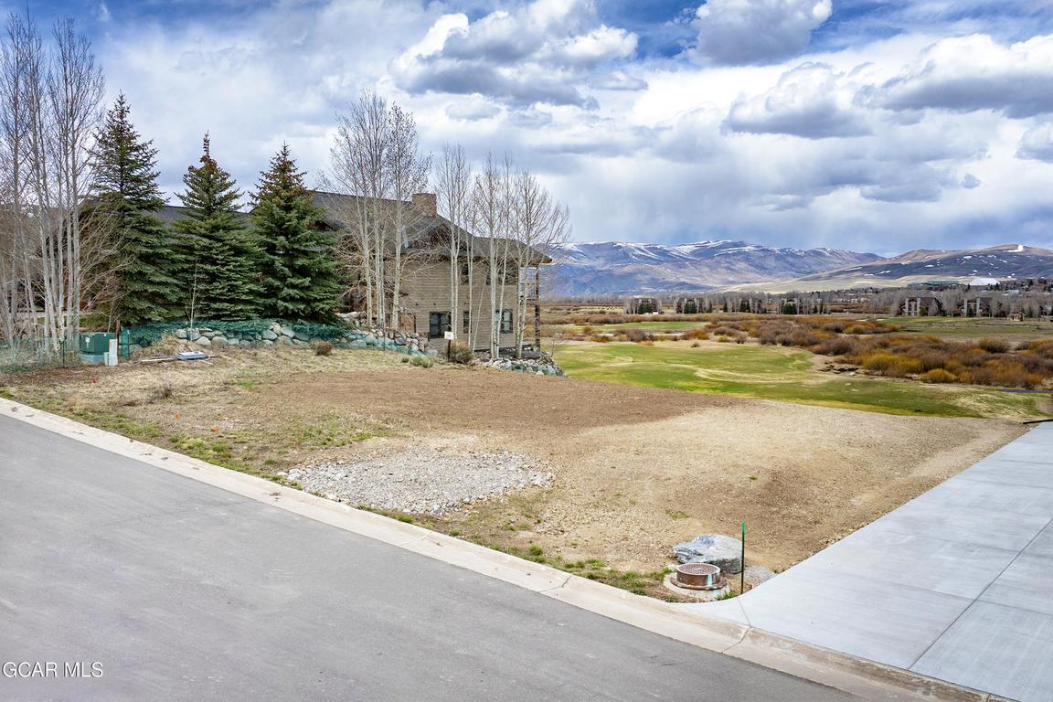 MLS#:26-300