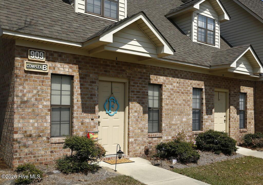 MLS#:100583404