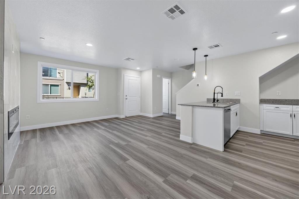 6811 Sage Gold Court, North Las Vegas, NV 89086 · $324,900 · 1352